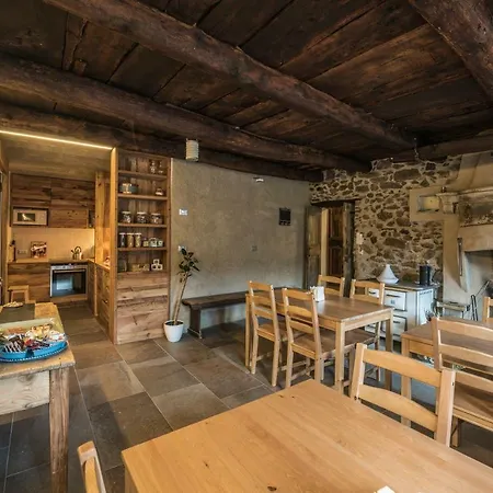 Casa 199 Bed & Breakfast Civo